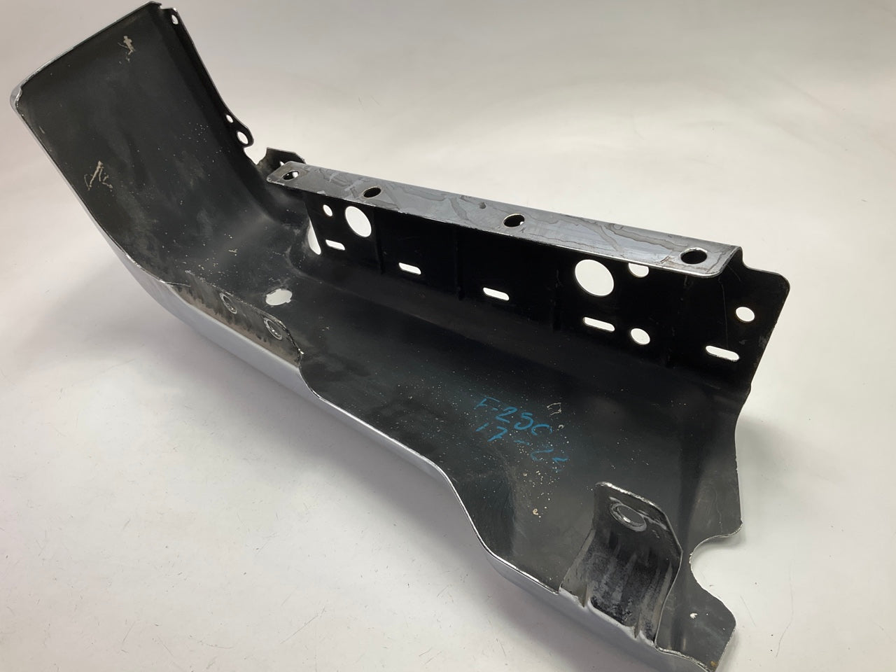 Used #41 Rear Bumper Right End Cap Chrome W/ Sensor Hole OEM 17-22 F-250 F350 SD