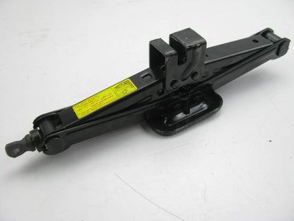 USED- Folding Car Scissor Jack Genuine Original OEM For 2005-2009 Kia Spectra