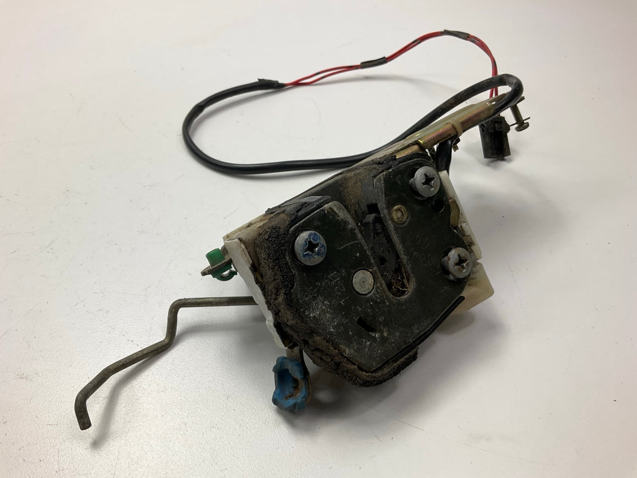 USED #109 - Left Power Door Lock Latch Mechanism OEM For 90-96 Nissan 300zx Z32