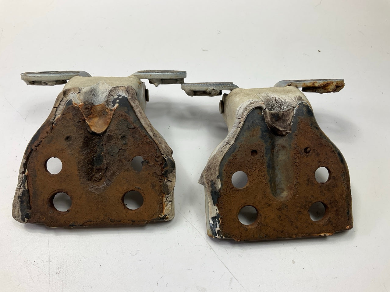 USED - Right Passengers Side Door Hinge Set For 1990-1996 Nissan 300zx Z32 2+2