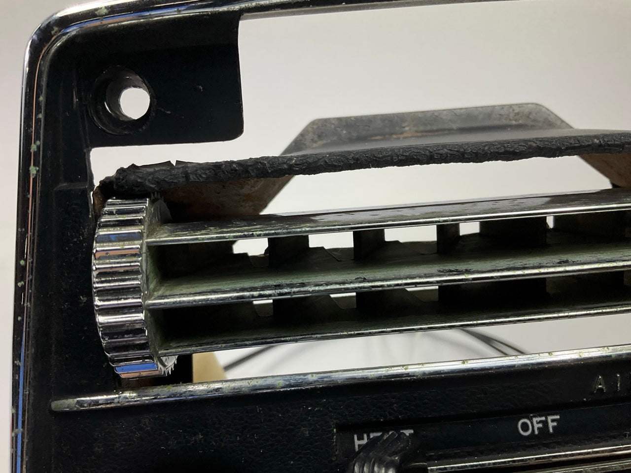 USED Original OEM Radio / Climate Control Switch Panel For Datsun 240z UNCRACKED