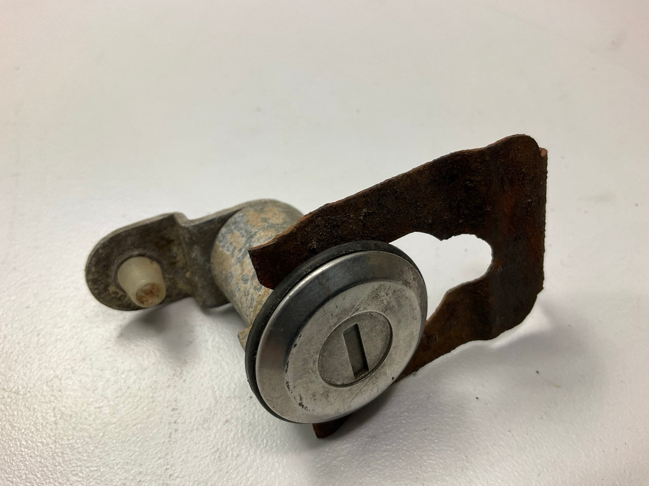 COMES WITHOUT KEY #84 Outside Door Lock OEM For 1970-1978 Datsun 240z 260z 280z