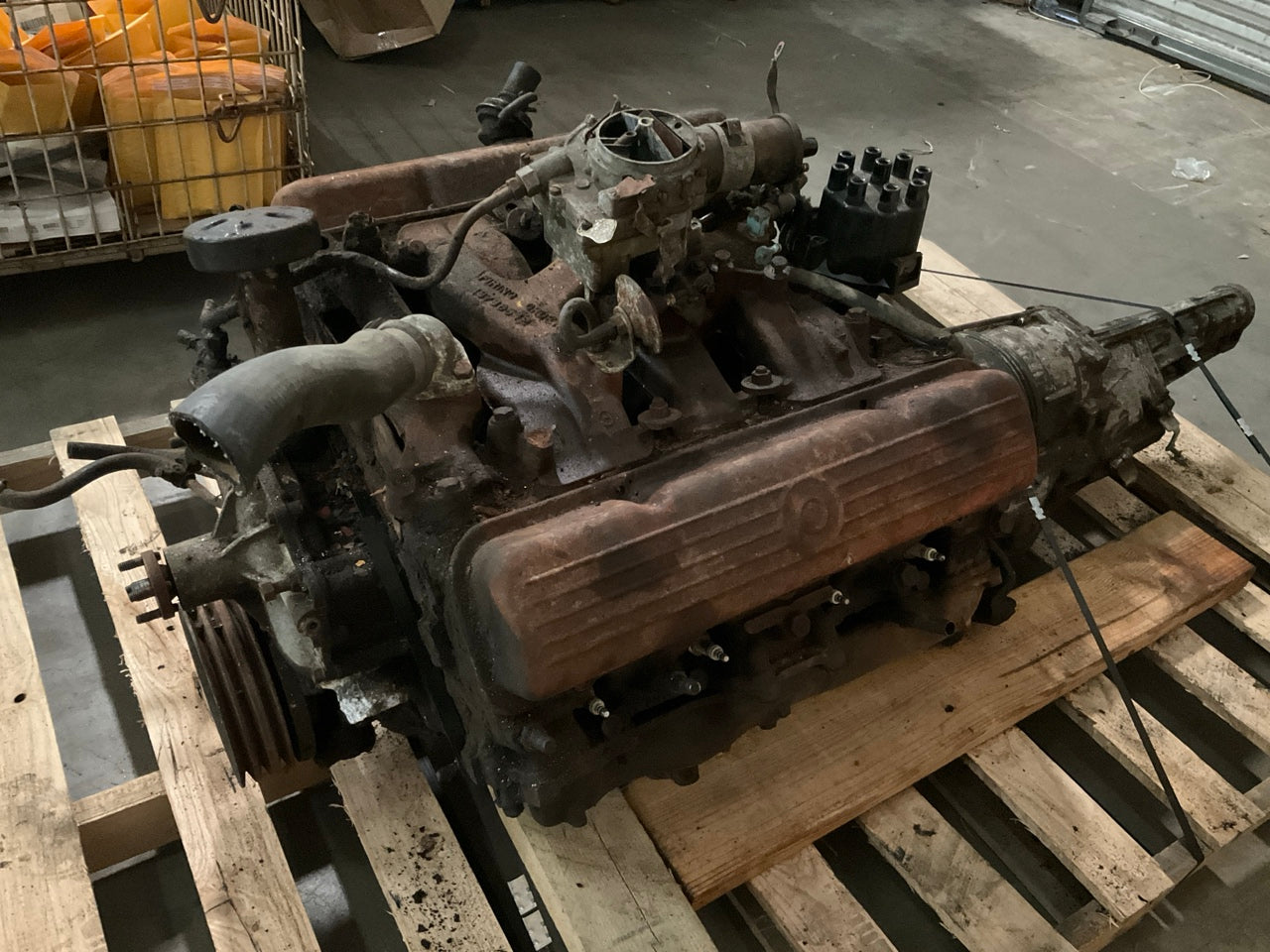 CORE, TURNS OVER - Olds 330 ''Ultra High Compression'' Engine & Trans 585786 Block