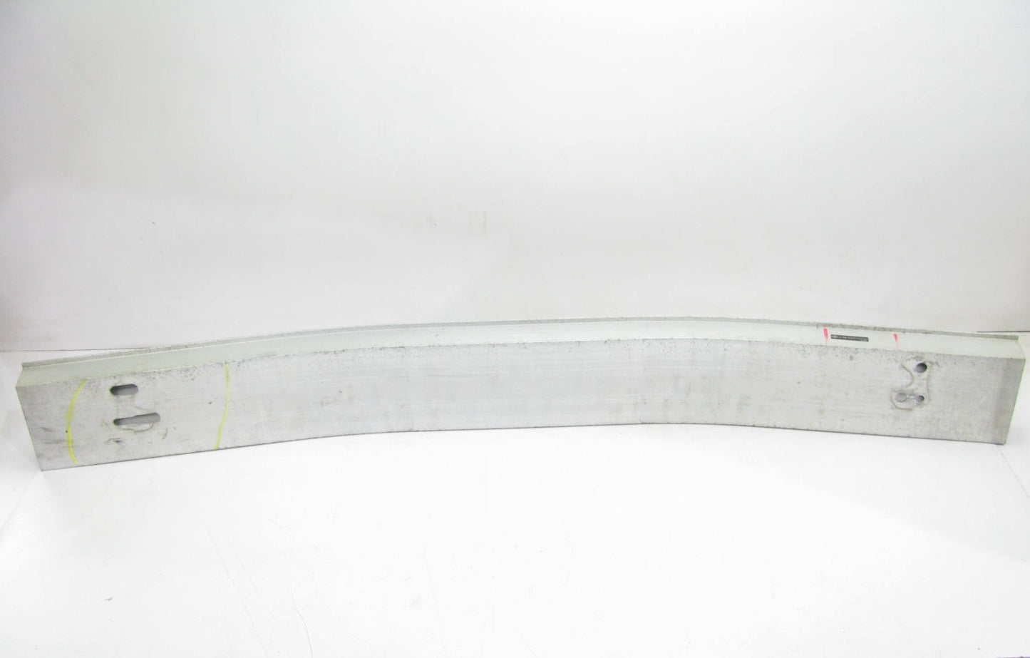 USED - COSMETIC DAMAGE - 2013-2015 AVALON REAR BUMPER REINFORCEMENT IMPACT BAR