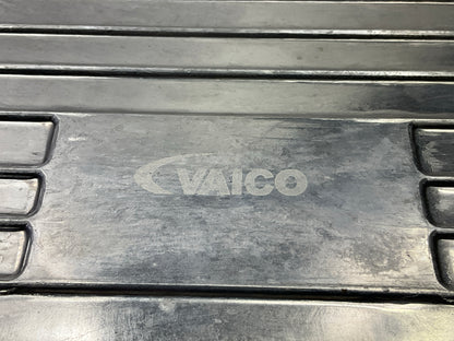 Vaico V48-0468 Engine Oil Pan For 2003-2005 Land Rover Range Rover, LSB000210