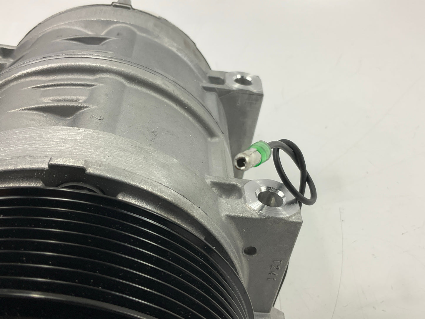 Made In Japan - NEW OEM Valeo Seltec 103-56282 A/C Compressor TM16 QP16