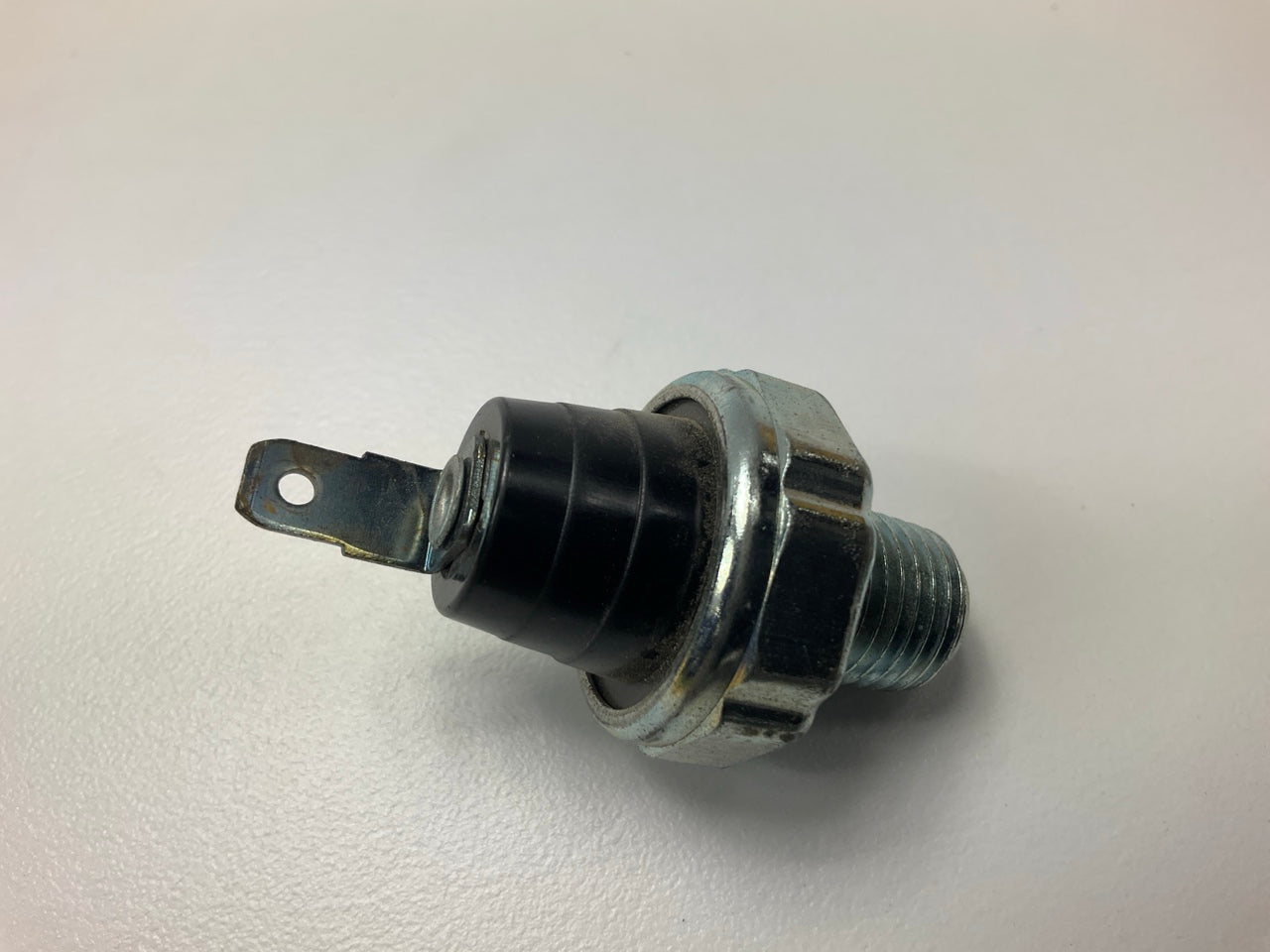 Valley Forge PS-118 Oil Pressure Sender Switch