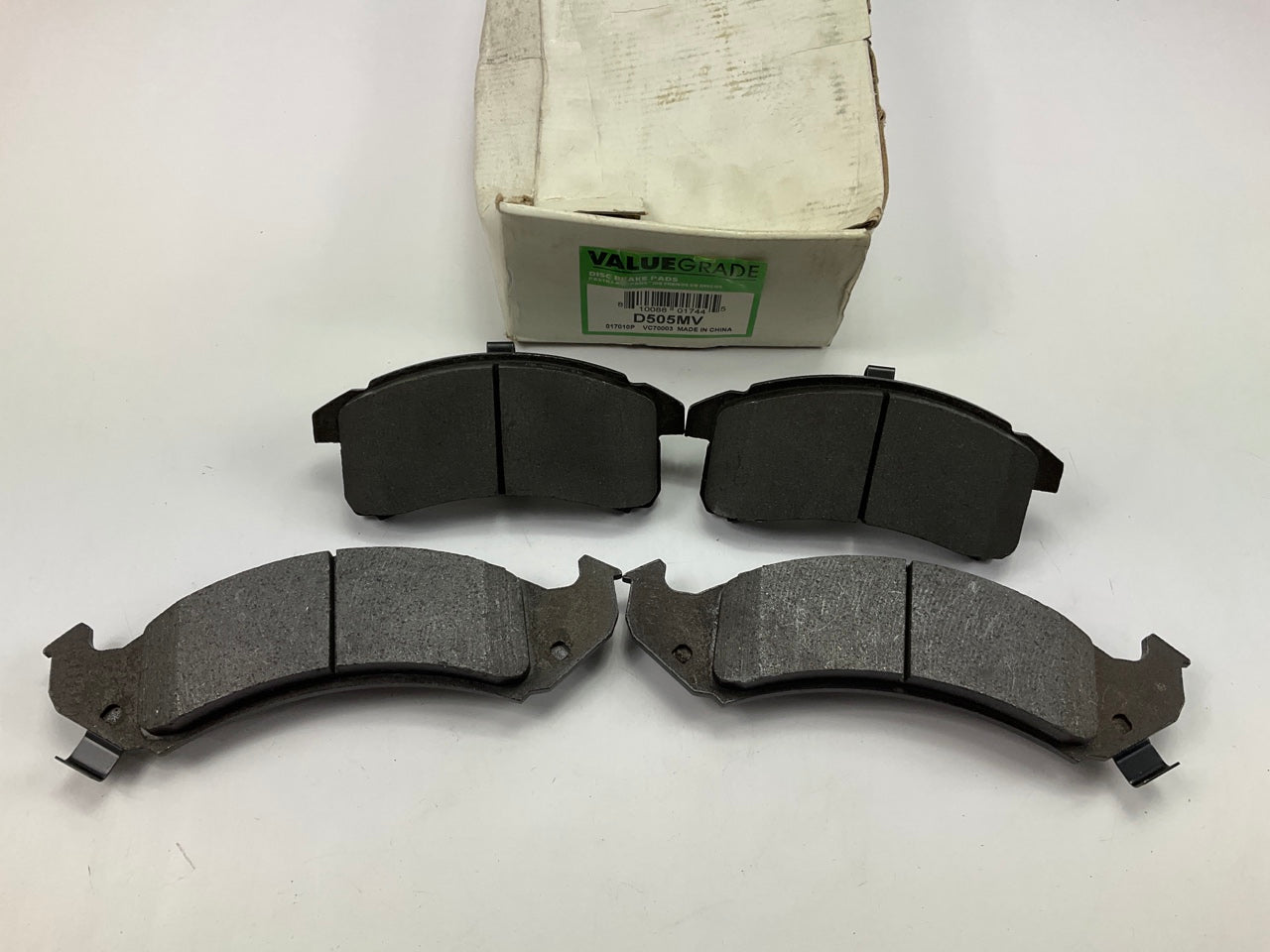 Valuegrade D505MV Front Brake Pads - Semi-Metallic