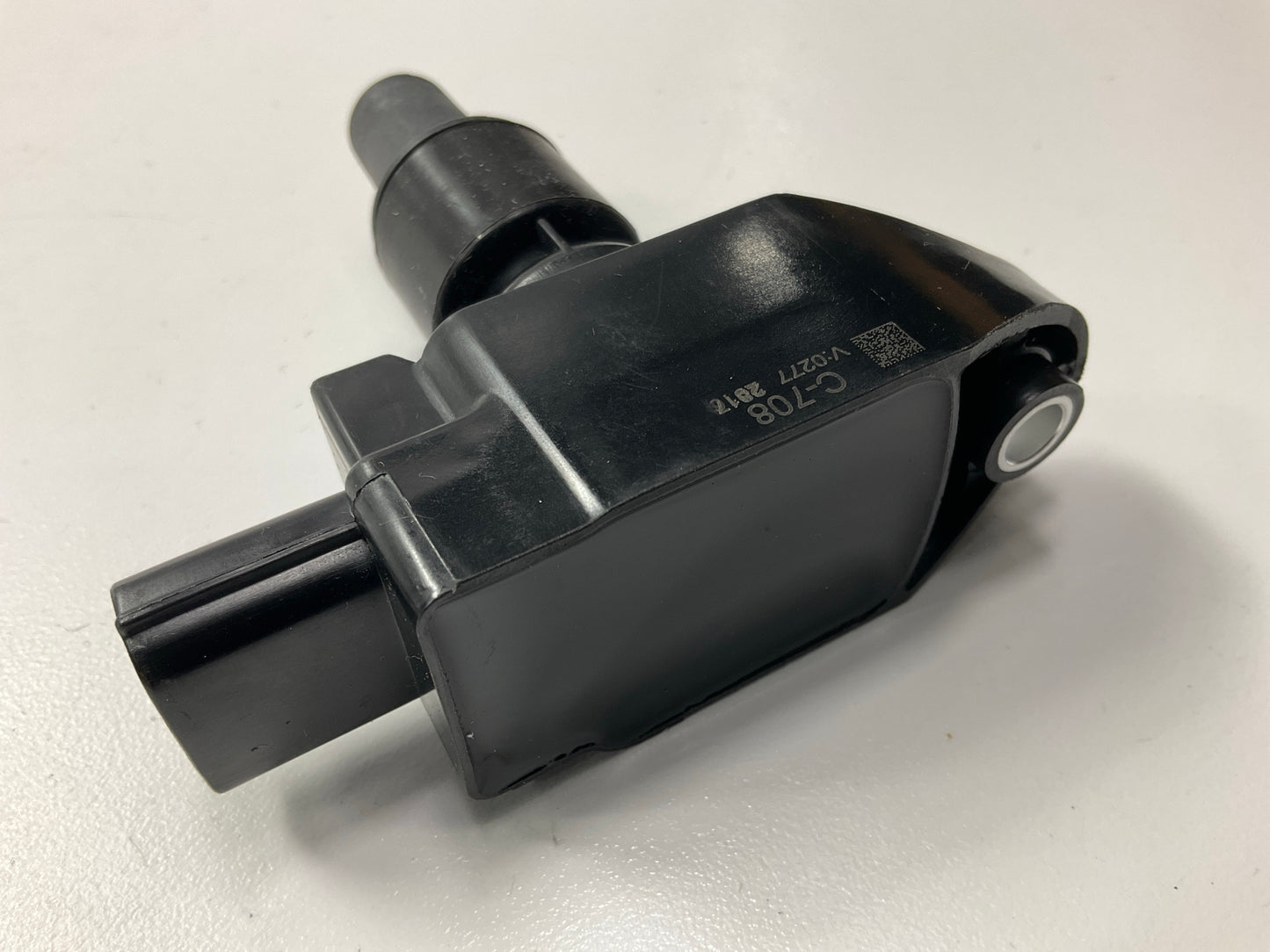 Valuegrade E1001Z Engine Ignition Coil For 2004-2011 Mazda RX-8
