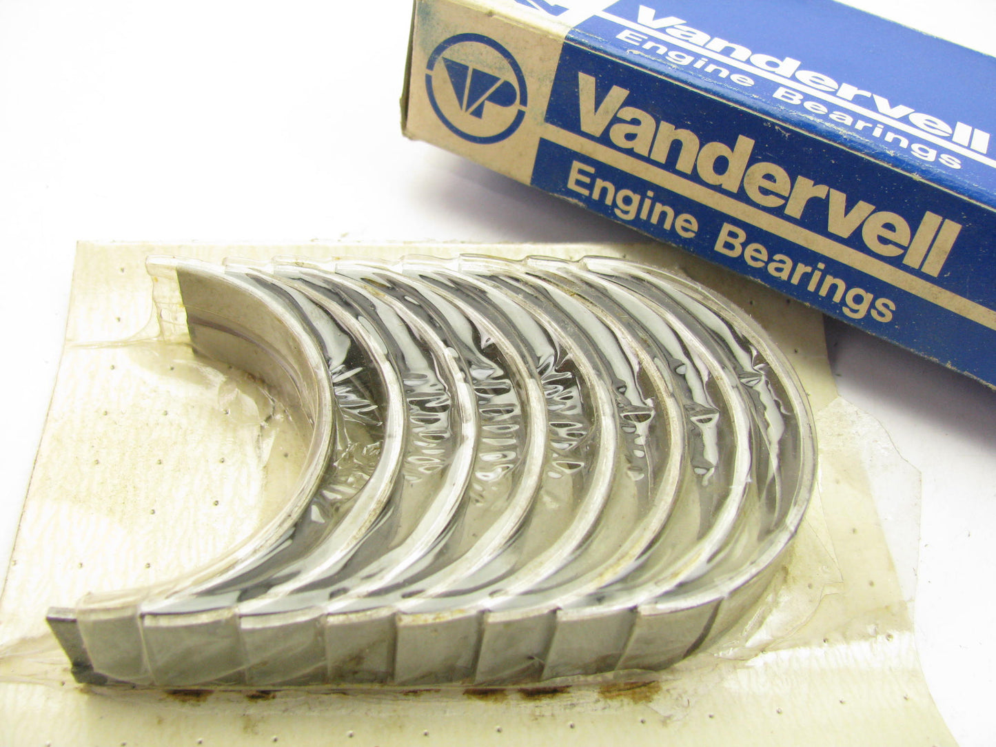 Vandervell VP91744   Engine Main Bearings .010'' 1974-1979 Ford Mercury 2.8L