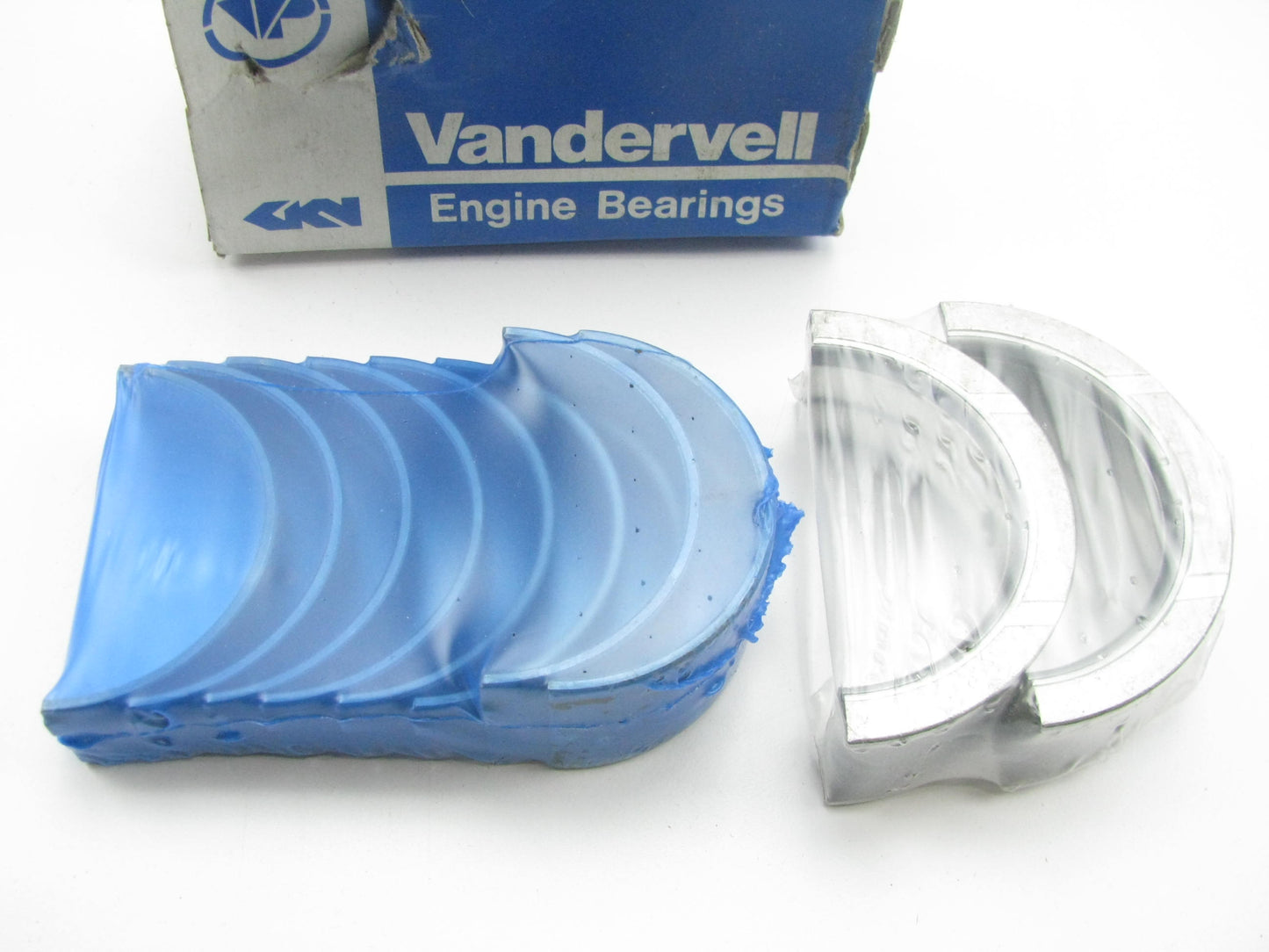 Vandervell VPM796 Engine Main Bearings Standard For 1956-73 Chrysler 273 318-V8