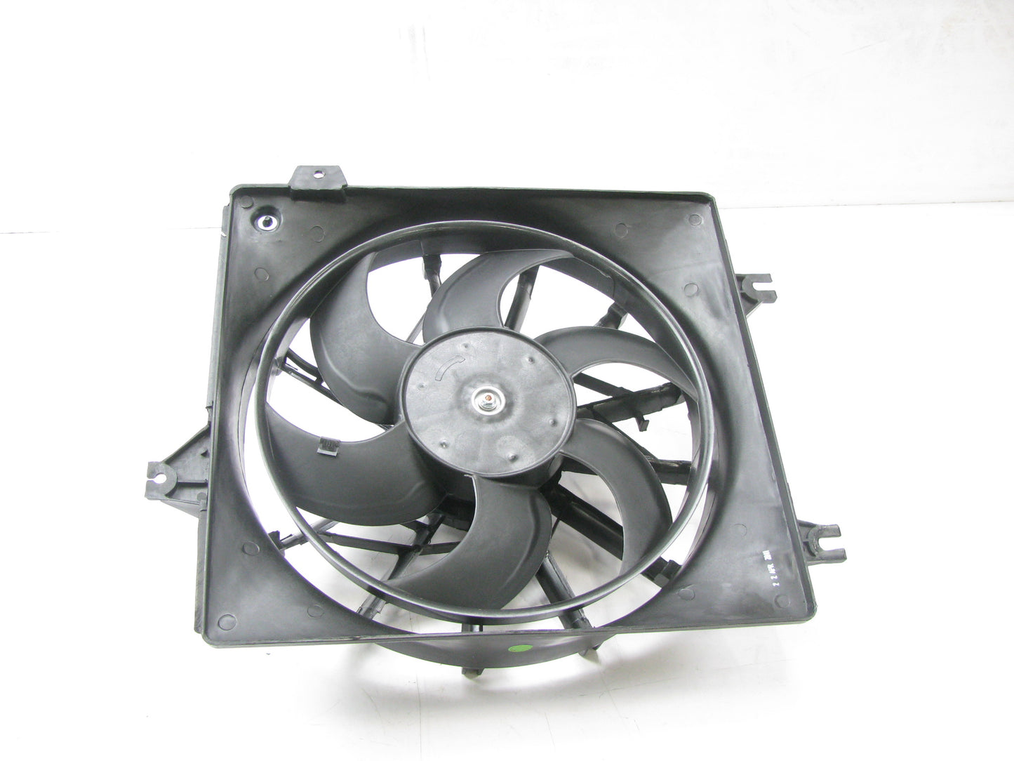 VDO FA70122 Engine Cooling Fan Assembly For 1996-00 Elantra 1997-01 Tiburon