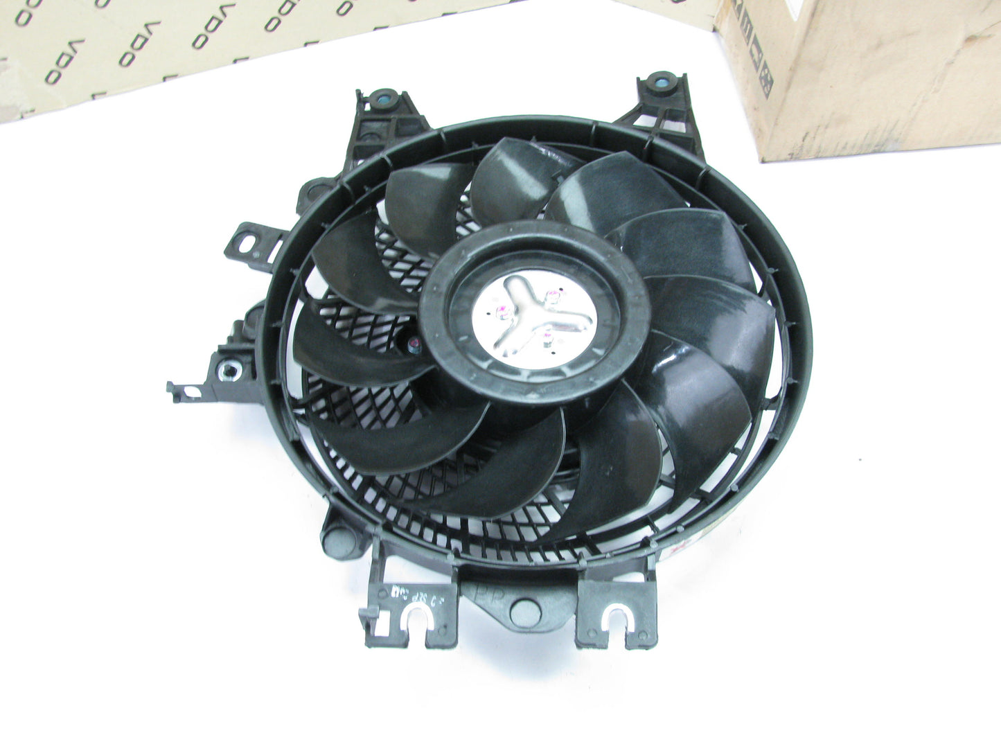 VDO FA70247 A/C Condenser Fan Assembly For 2001-2007 Toyota Sequoia