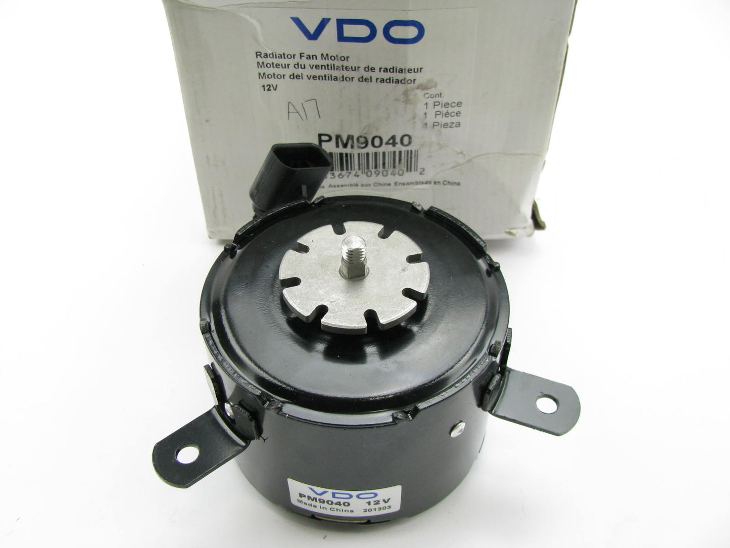 VDO PM9040 Engine Cooling Fan Motor - Rear