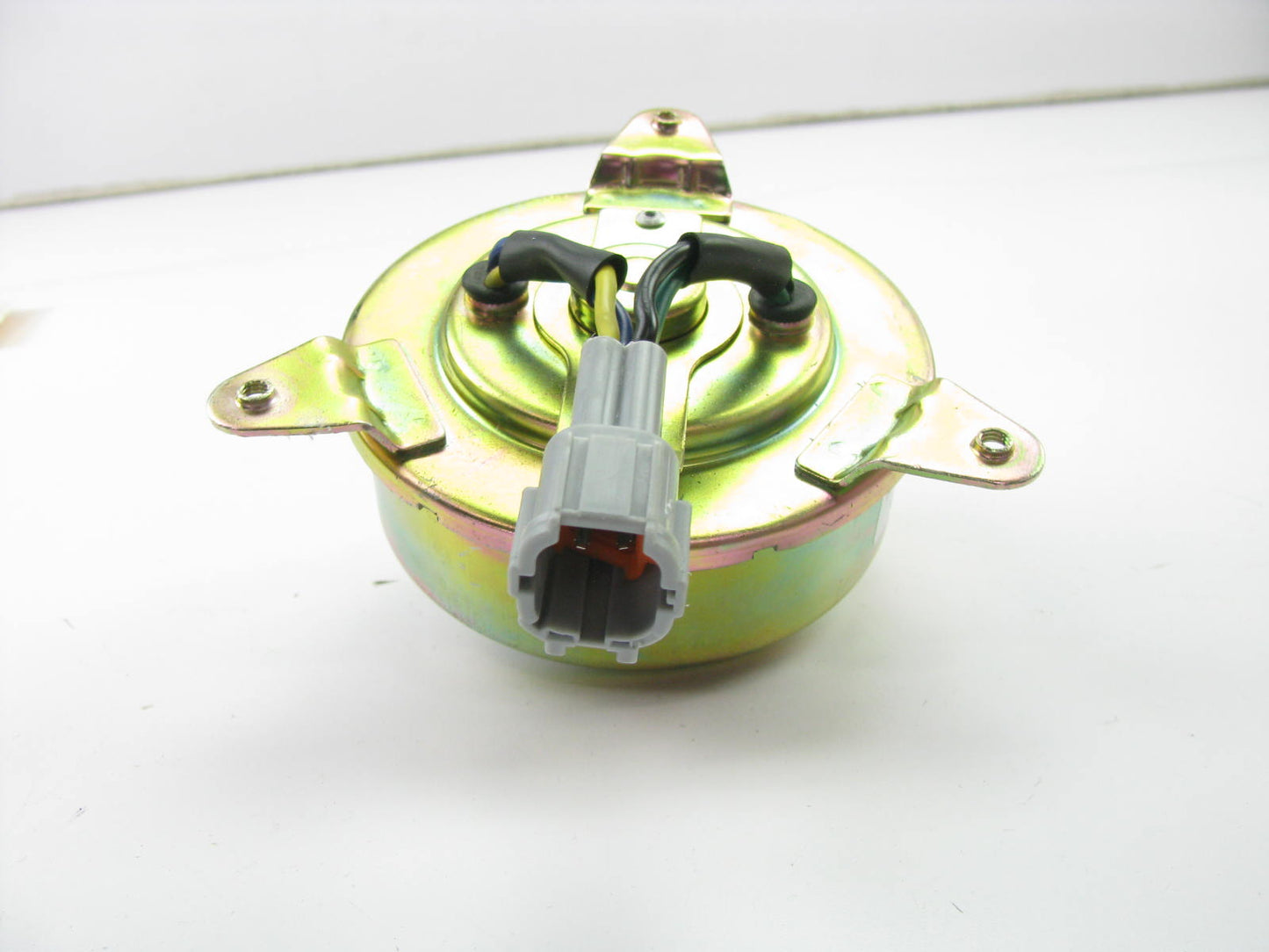 VDO PM9150 Engine Cooling Fan Motor For 2002-2006 Nissan Altima