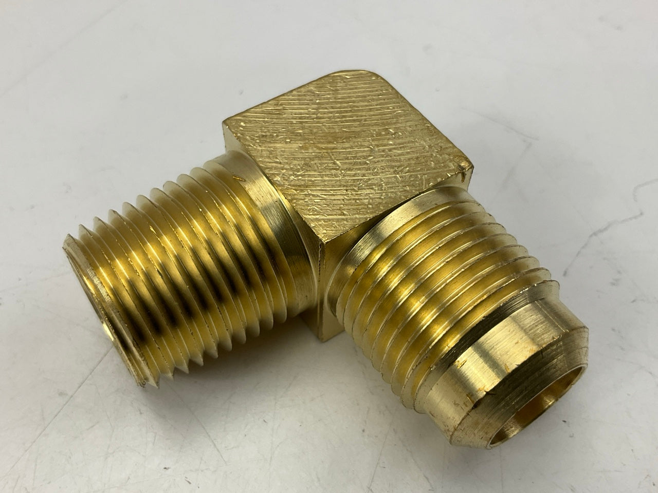 (3) Velvac 014908 Brass SAE 45° Flare Fitting, Male Elbow 5/8'' X 1/2'', 7/8'' -14