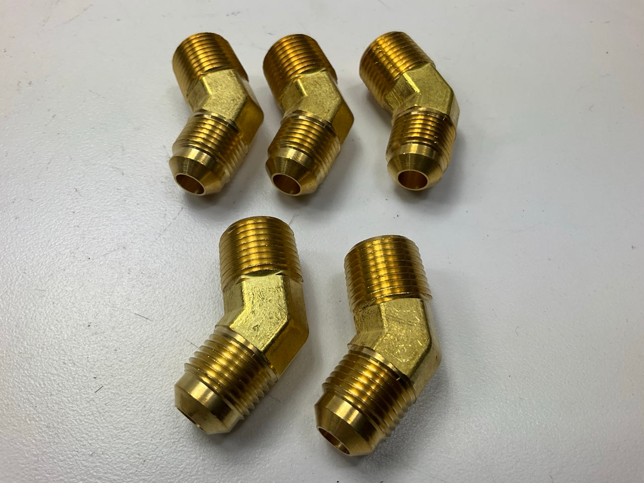(5) Velvac 015966 SAE 45° Flare Fitting, 45° Elbow, Brass, 3/8'' X 3/8'', 5/8''-18