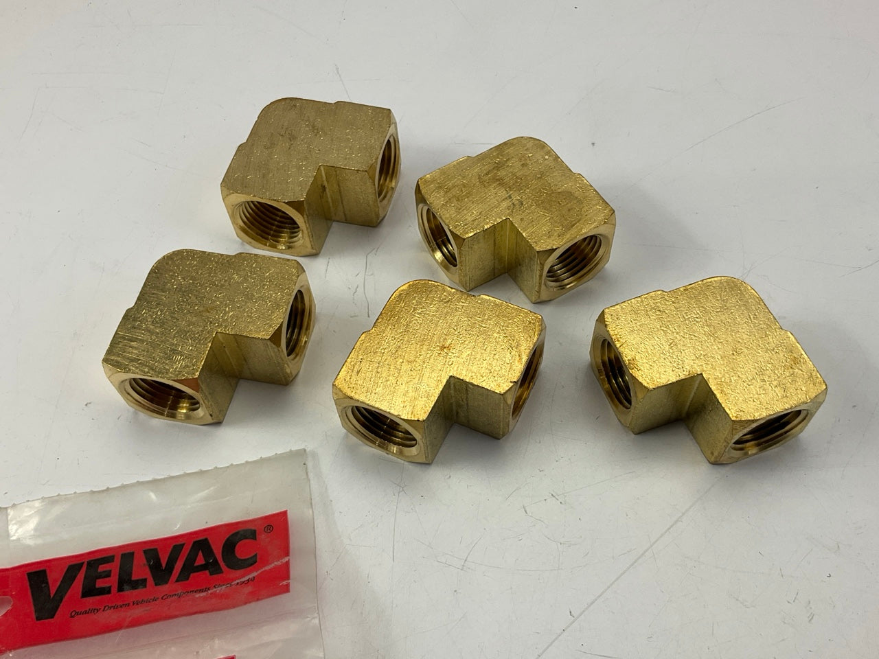 (5) Velvac 017006 Pipe Elbow 90 Degree Fittings, Brass, 1/2''