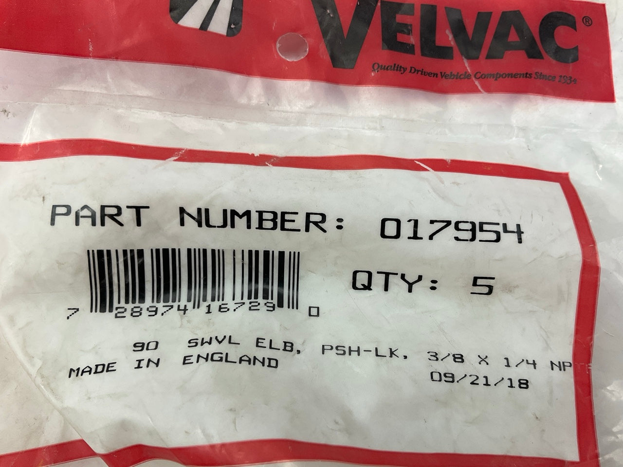 Velvac 017954 Push-Lock Air Brake Fitting, 90° Male Swivel Elbow, 3/8'' X 1/4''
