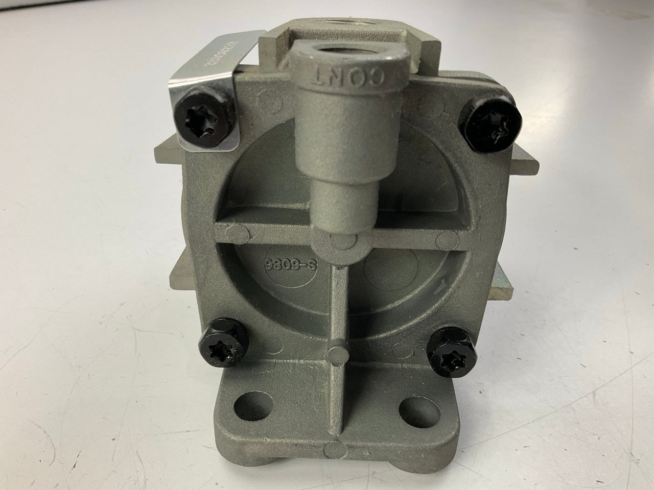 Velvac 034057 RG-2 Style Relay Valve Replaces: Midland KN28510