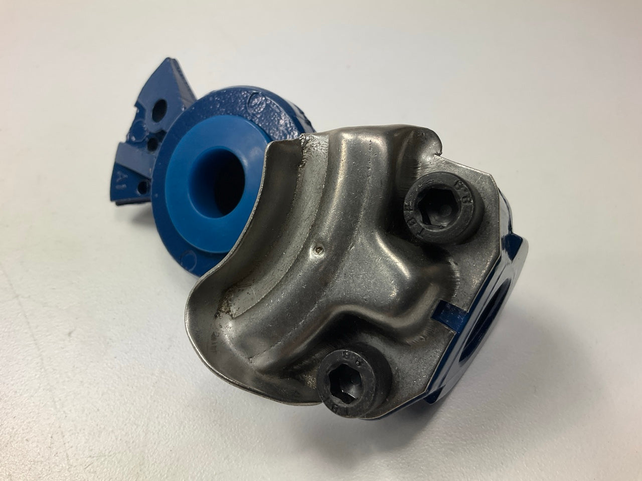 Velvac 035169 Powder Coated Service Gladhand With Polyurethane Seal