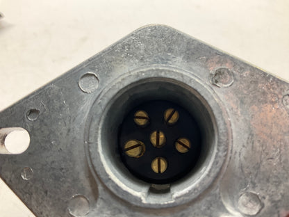 Velvac 055052 Die Cast Six-Way Trailer Connector Socket