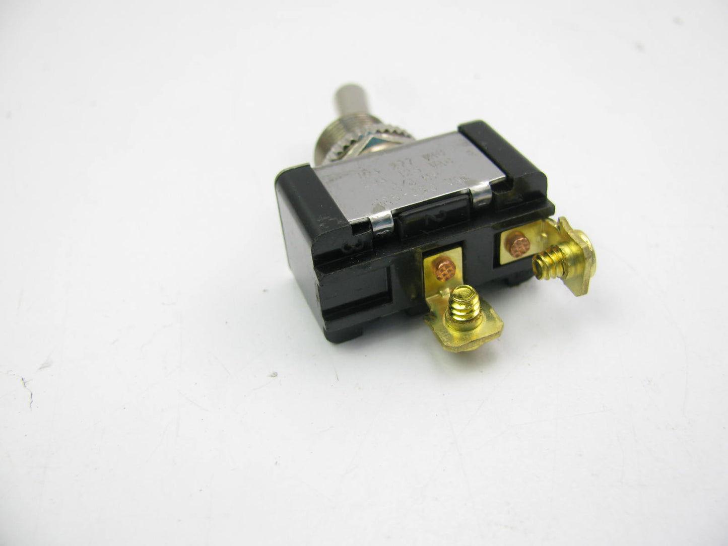 Velvac 090194 Heavy Duty Toggle Switch - 14 VDC SPST 21 Amp