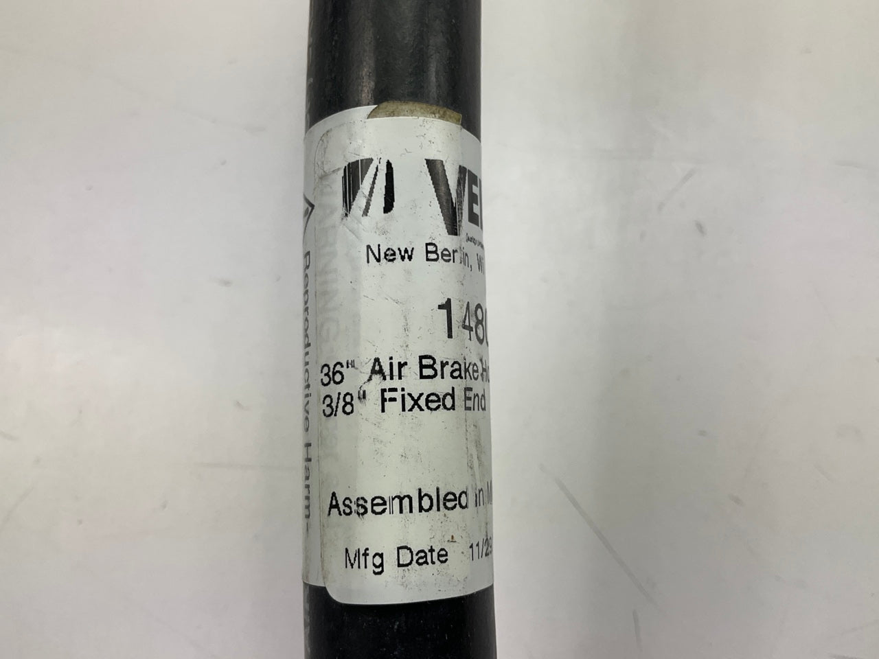 Velvac 148036 Air Brake Hose, 1/2'' X 3/8'' X 36'', One End Fixed, One End Swivel