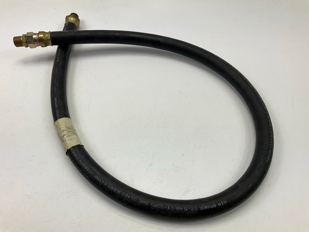 Velvac 148044 Air Brake Hose, 1/2'' X 3/8'' X 44'', One End Fixed, One End Swivel