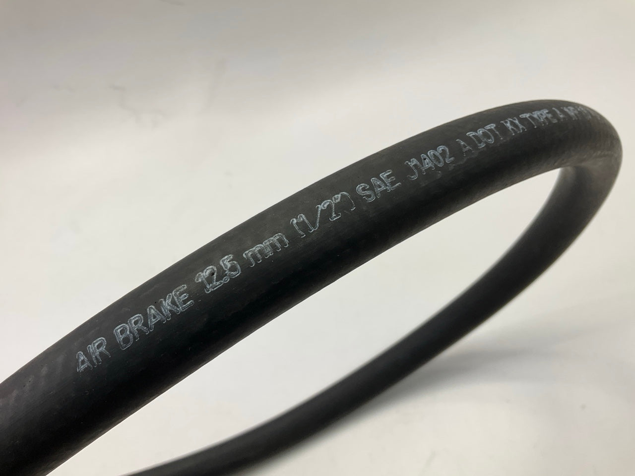 Velvac 148050 Air Brake Hose Assembly, 1/2'' X 3/8'' Swivel X 50'' Long
