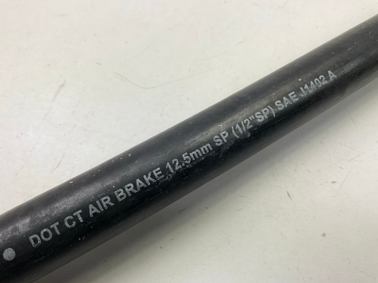 Velvac 148536 Air Brake Hose - 1/2'' X 3/8'' X 36'', Both Ends Swivel