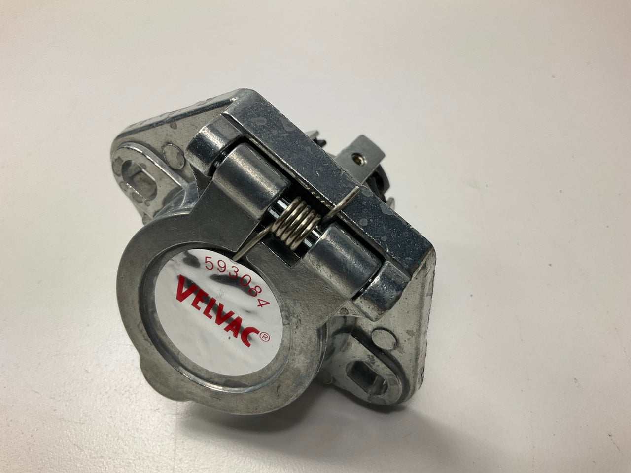 Velvac 593084- 7-Way Wire Insertion Split Pin Female Trailer Socket Plug