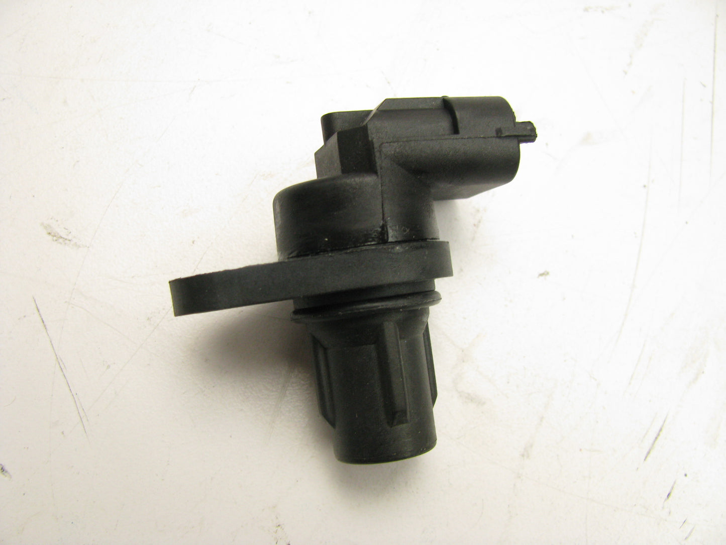 (2) Vemo 1802-309177 Engine Camshaft Position Sensor
