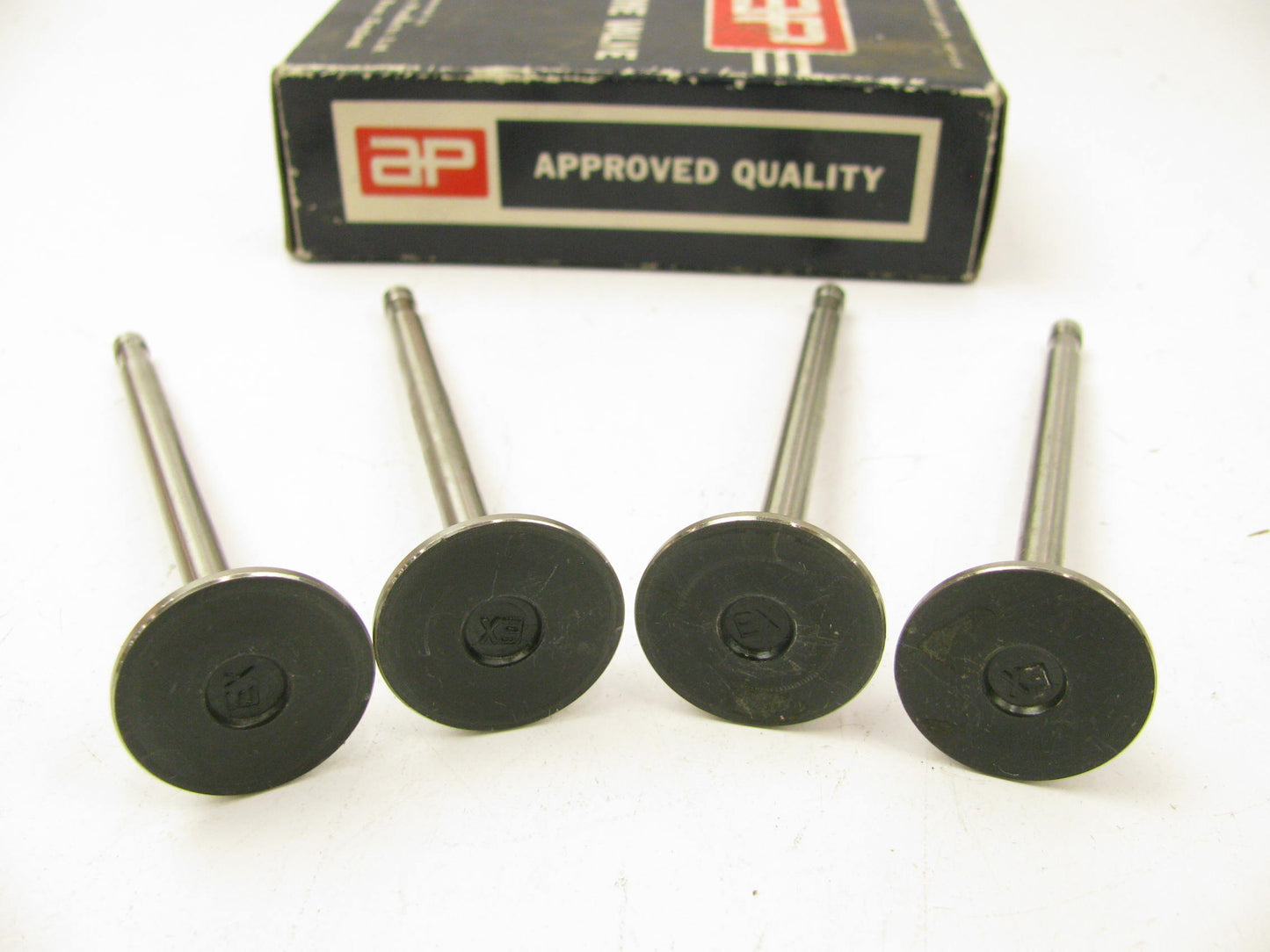 (4) VERA 14721-611-000 Engine Exhaust Valves - 1975-1977 Honda Civic 1.2L 1.5L