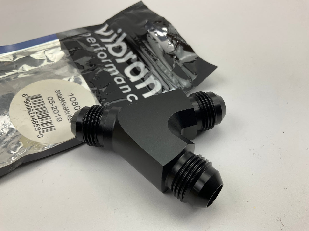 VIBRANT PERFORMANCE 10808 Y Adapter Fitting; -8AN In X -8AN X -8AN