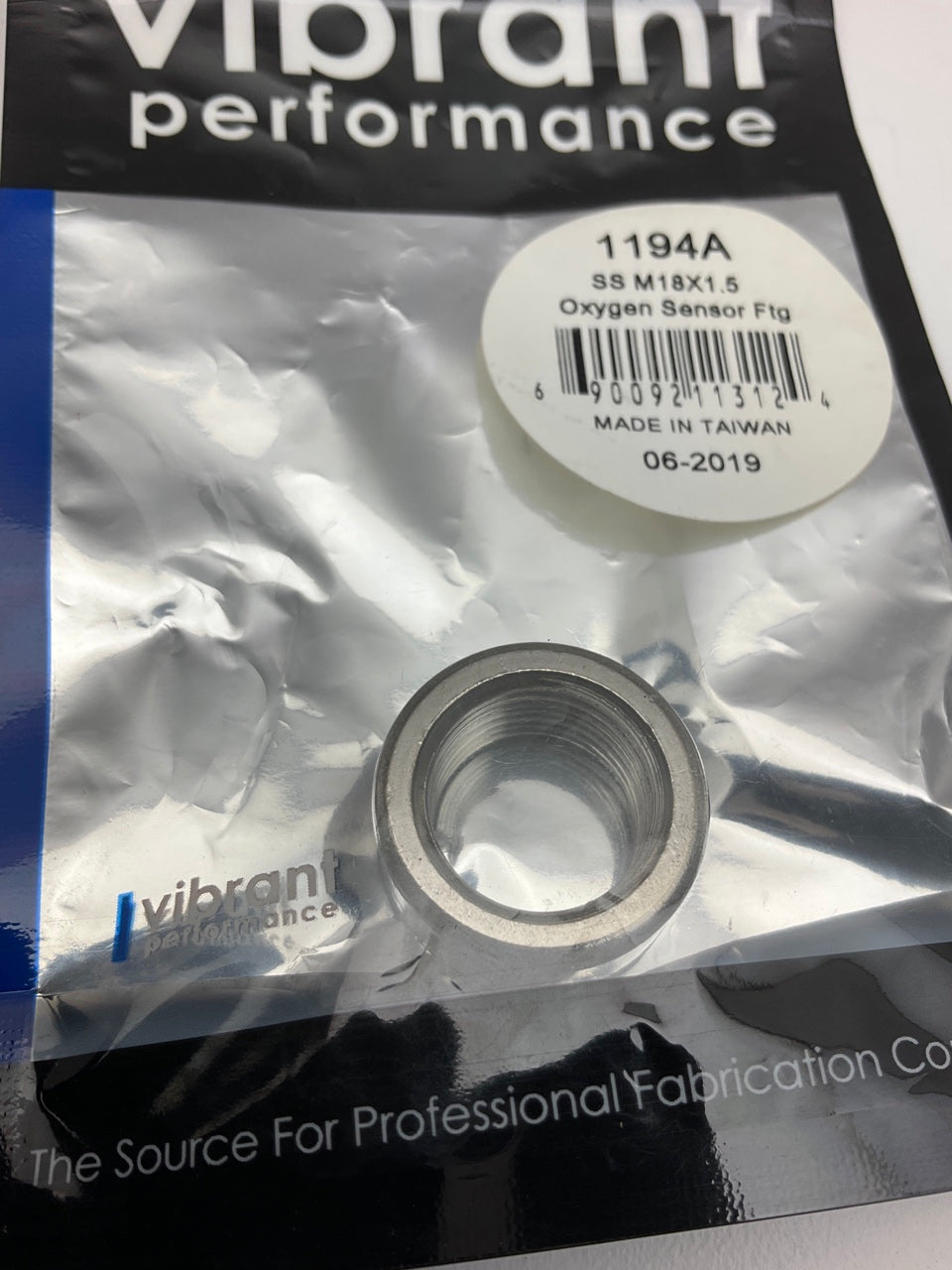 Vibrant Performance 1194A Standard O2 Sensor Weld Bung, M18 X 1.5