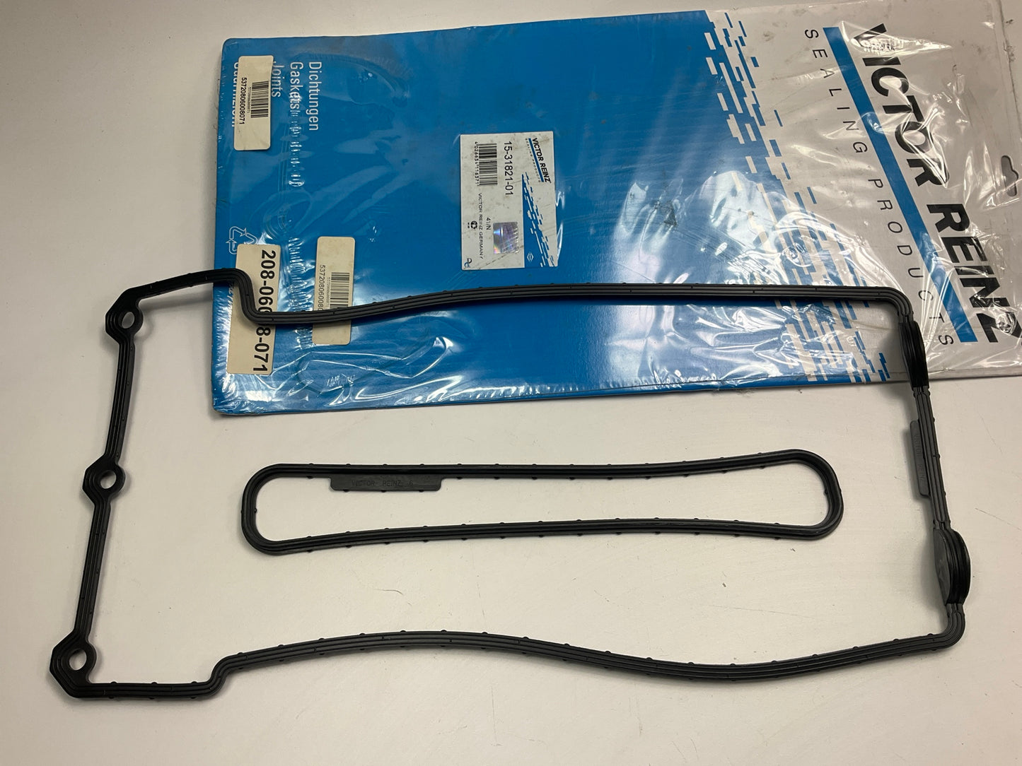 Victor Reinz 15-31821-01 RIGHT BANK Valve Cover Gasket 1993-98 BMW 3.0L 4.0L V8