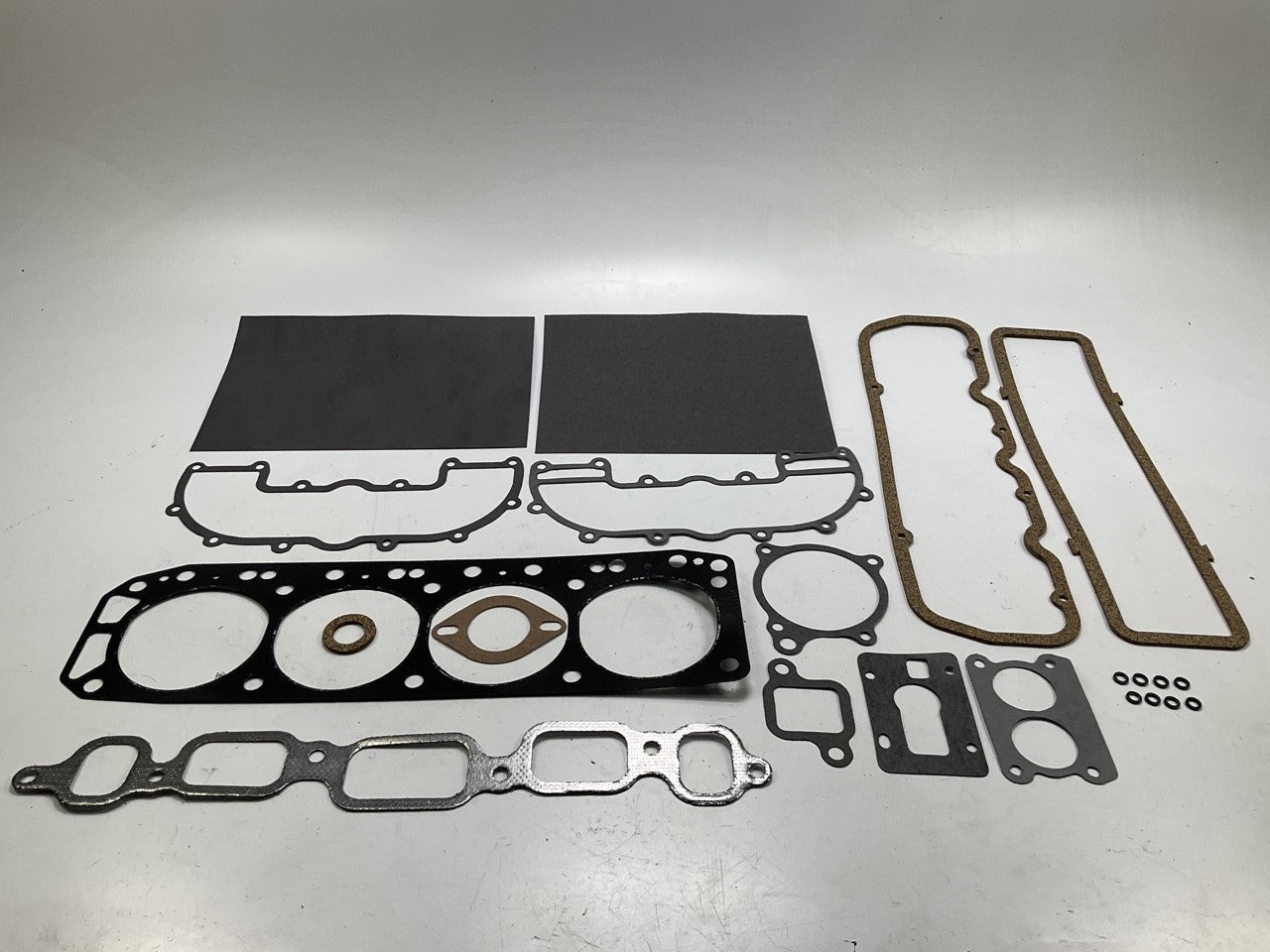 Victor Reinz HS1179VM Head Gasket Set Chirscraft Mercruiser Chevy Marine 2.5L