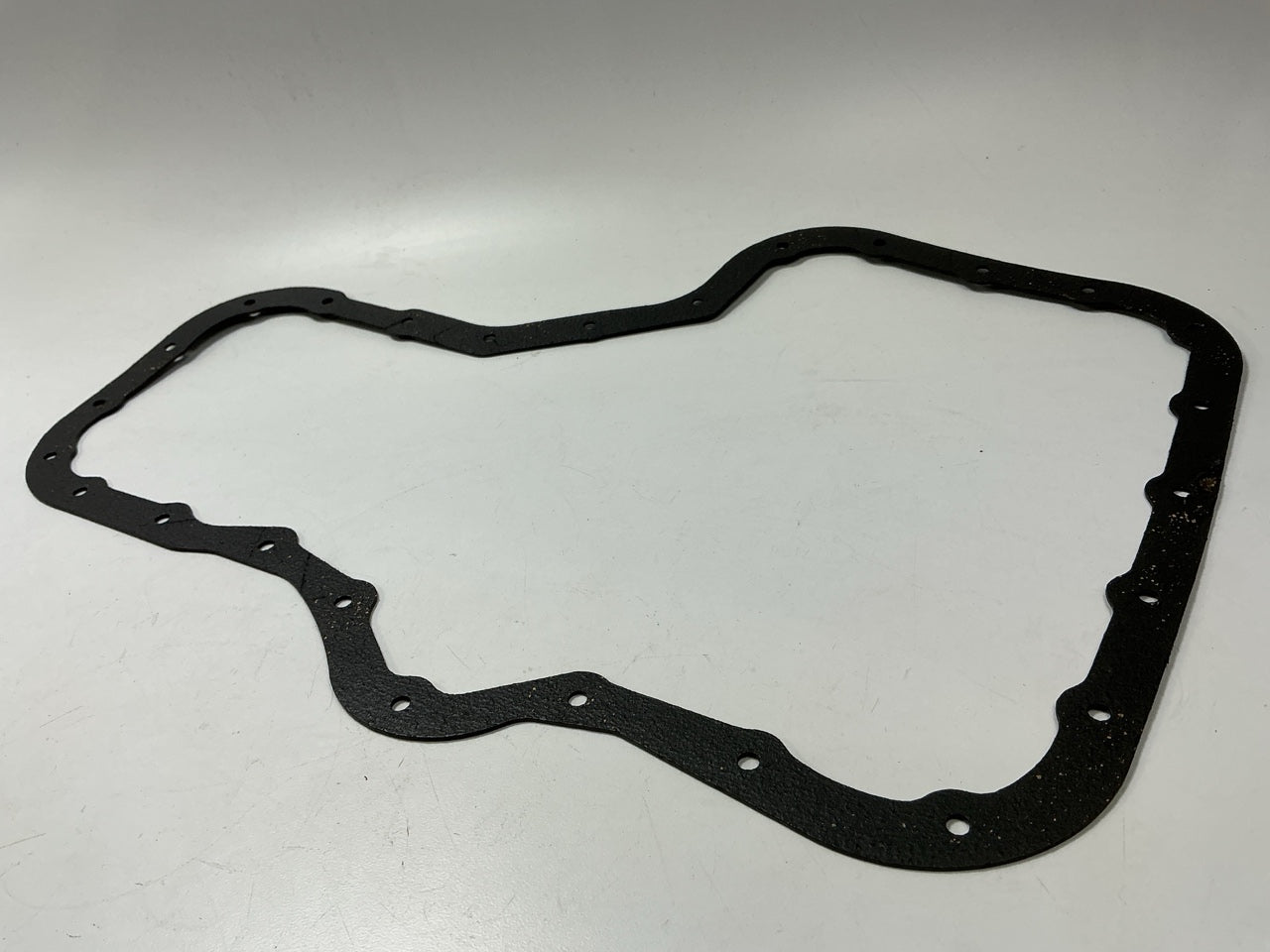 Victor Reinz OS32331 Engine Oil Pan Gasket For 2000-2007 Toyota 4.7L-V8