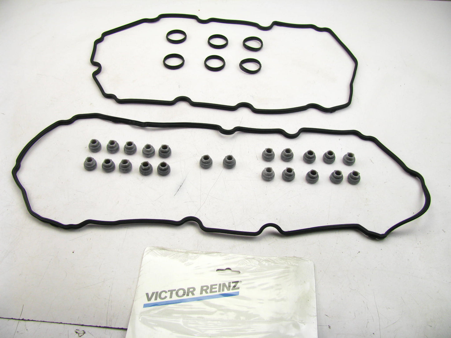 Victor Reinz VS50412 Valve Cover Gasket Set 2006-2009 Ford Fusion, Mercury Milan