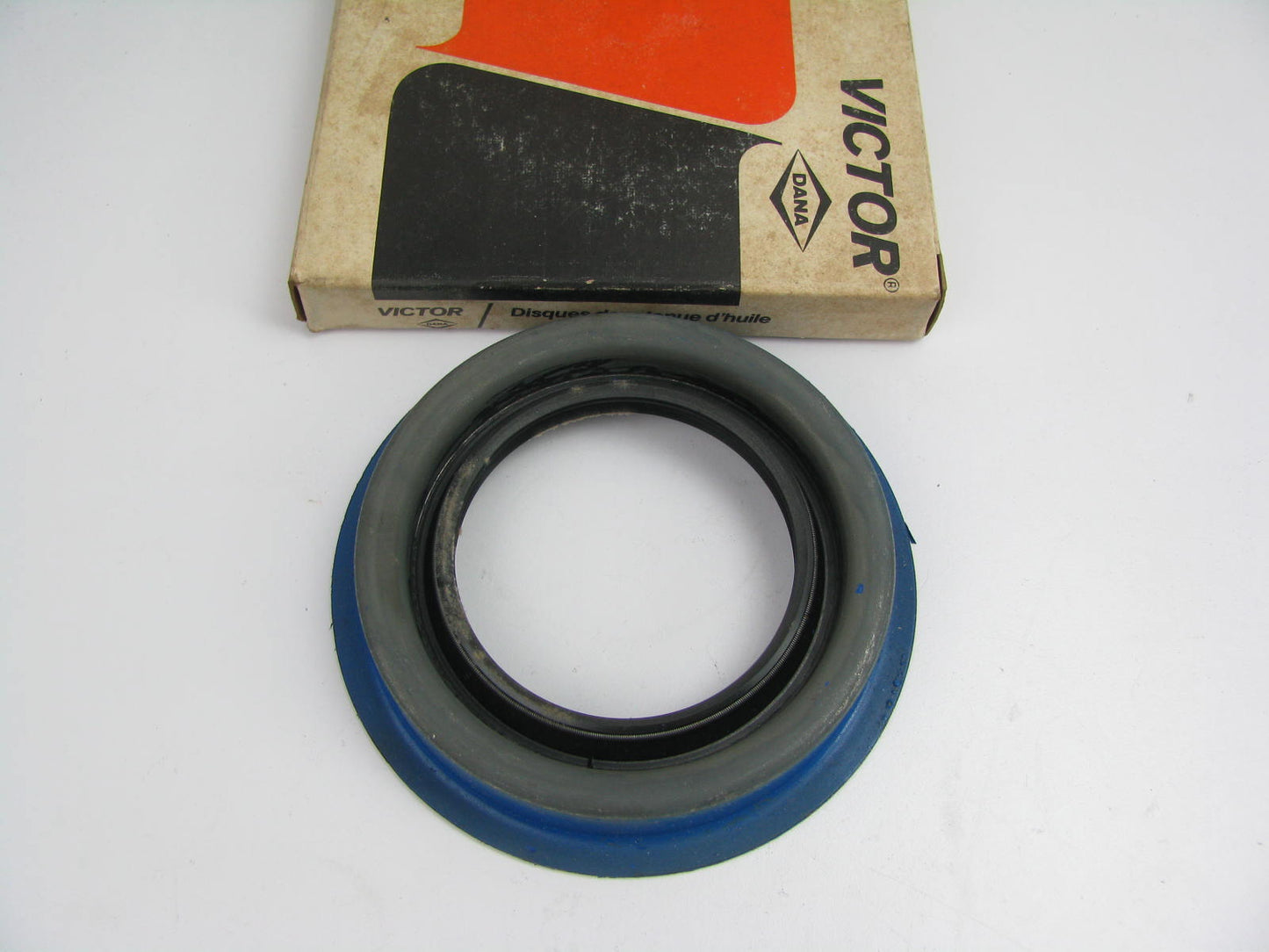 Victor 47521 Wheel Seal - 4.005'' OD X 2.598'' ID X 0.500'' Wide