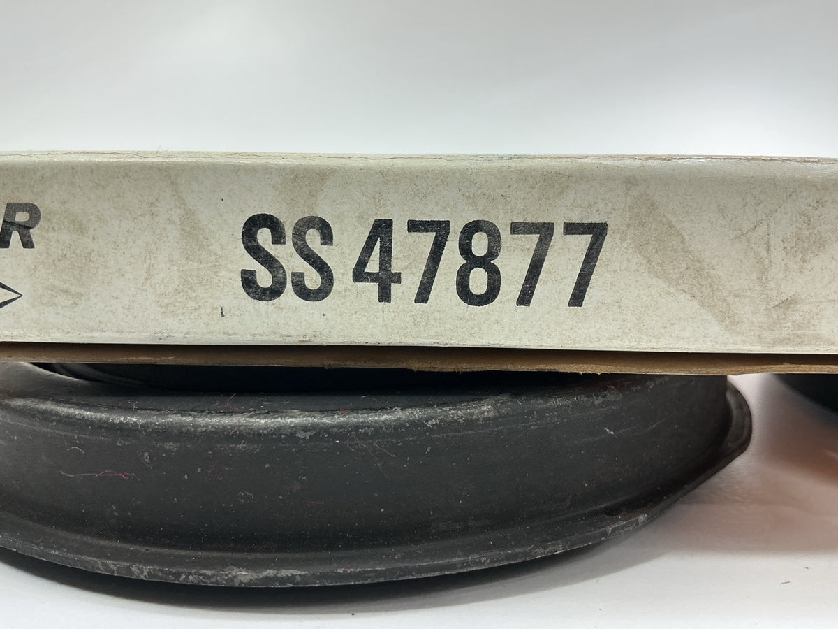 (2) Victor SS47877 Rear Inner Wheel Seal