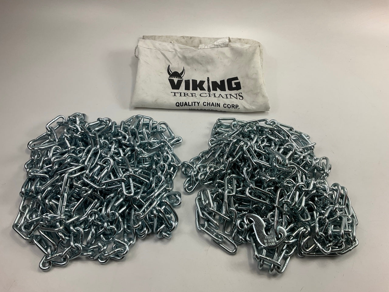 Viking 2219 Tire Snow Chain PAIR - 235/75-15, 235/75-16, 225/75-16, 225/70-16