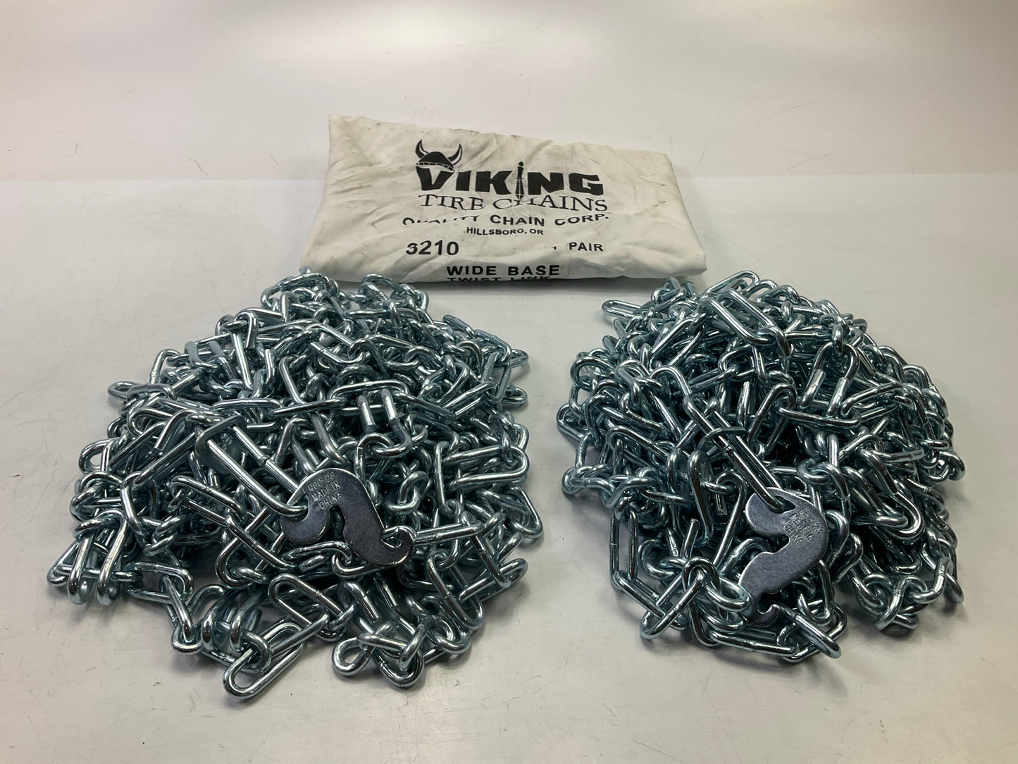 Viking 3210 Tire Snow Chains PAIR 265/70-17, 265/65-17, 255/65-17, 275/55-20