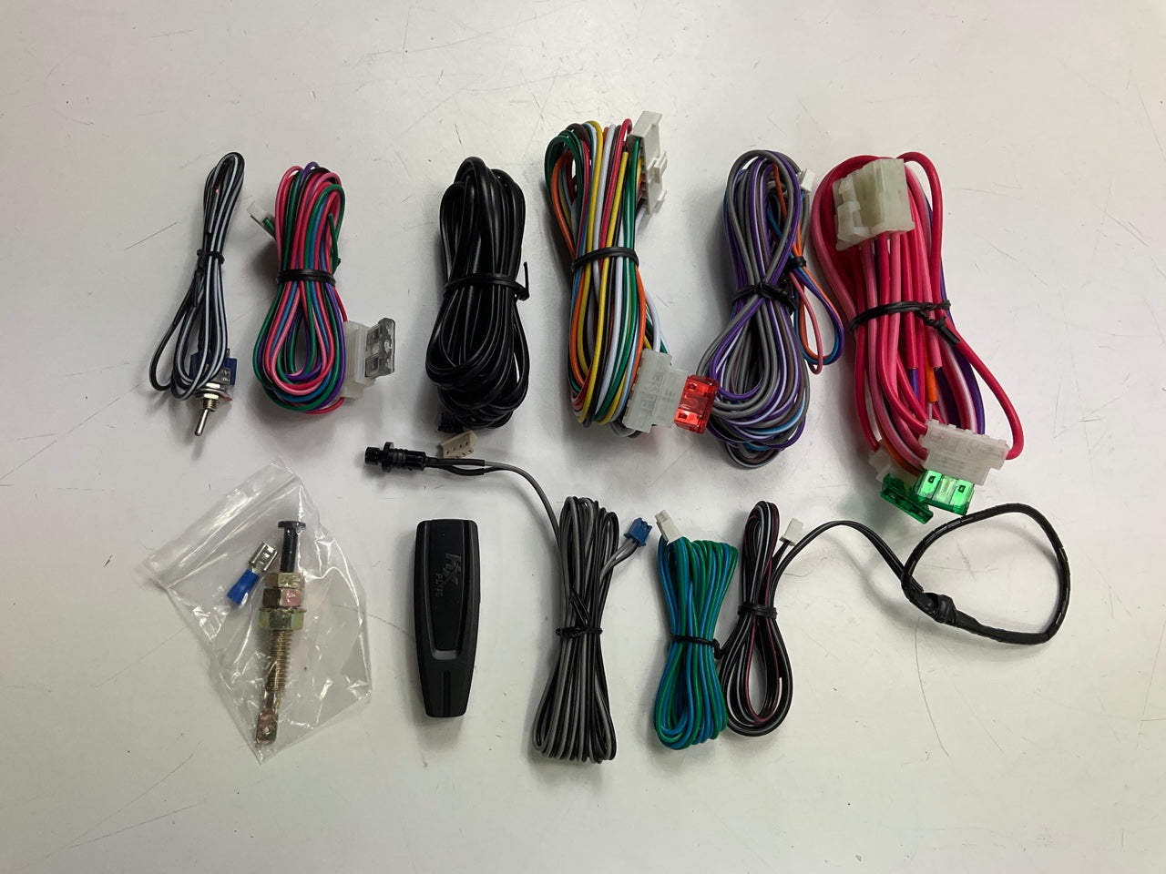 Viper 24921B Remote Car Starter System, 1000 Feet Range, With 2 Fobs
