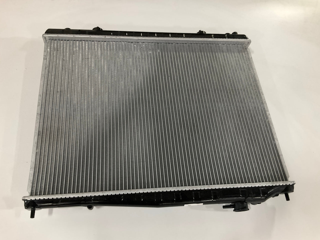 Vision 2459 Radiator For 2001-2004 Nissan Pathfinder 3.5L V6