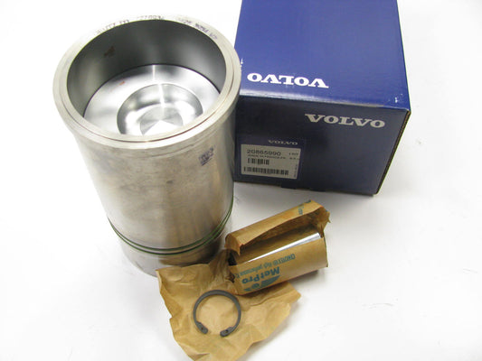 NEW GENUINE OEM Volvo Cylinder Sleeve & Piston Kit For Volvo D5 D7 D7E D5D D5E