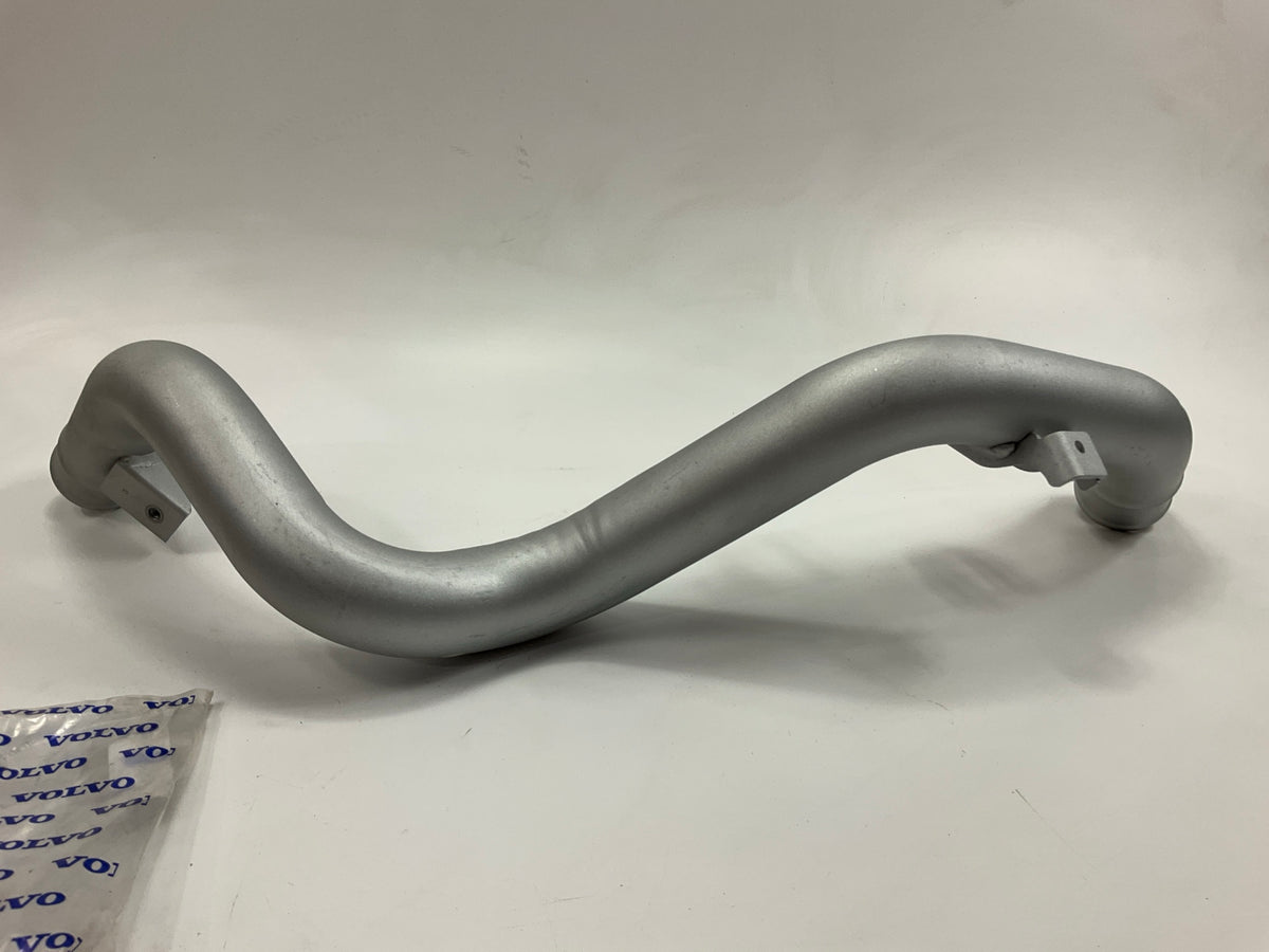 NEW 8250469 OEM Turbo To Intercooler Air Charge Pipe Tube 01-04 Volvo S40 V40