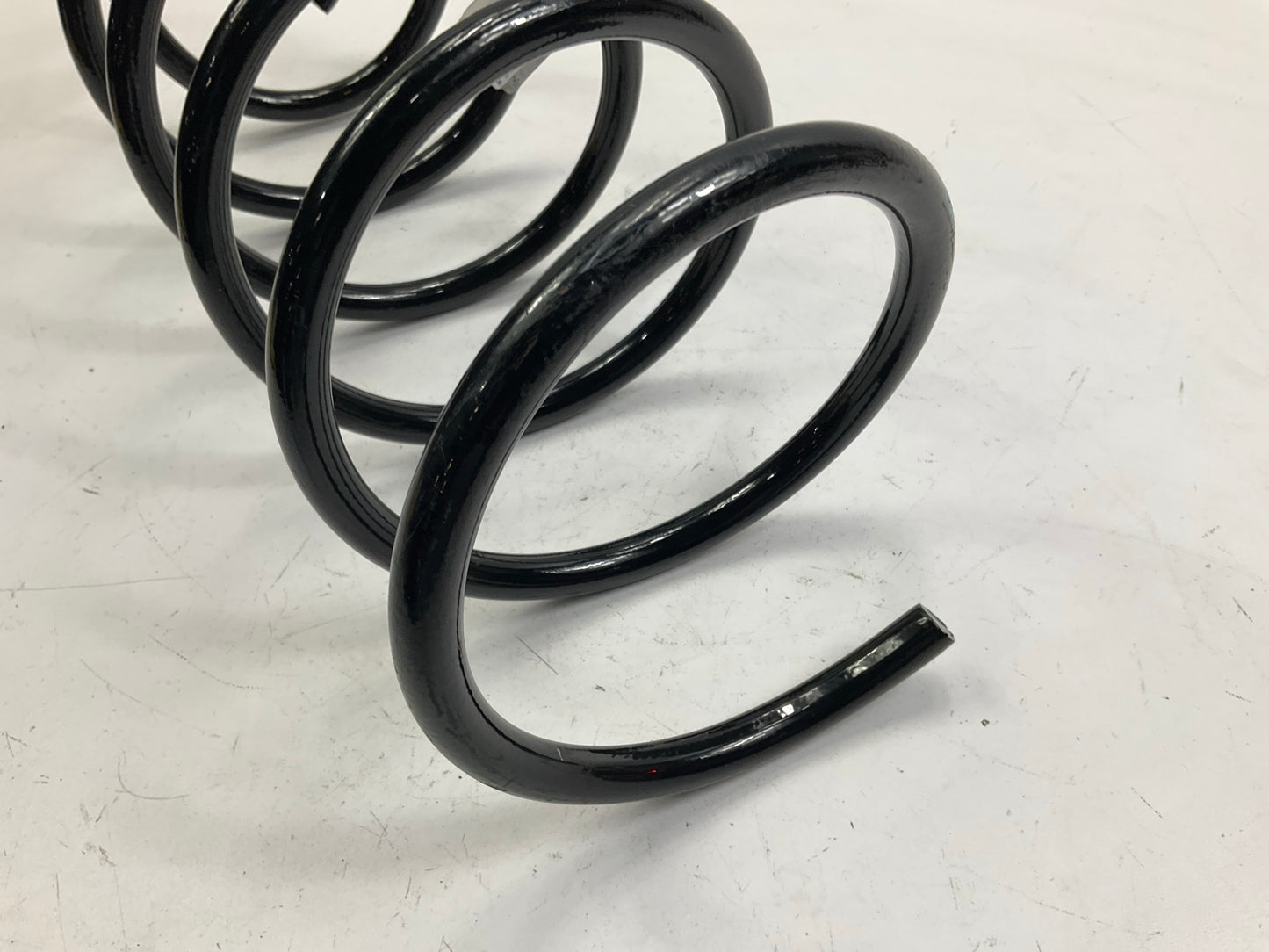 NEW OEM Volvo 9492228 Front Coil Spring