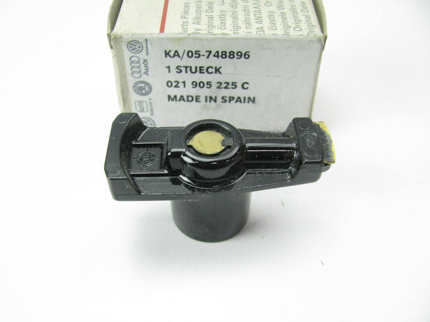 NEW - OEM 021905225C Ignition Distributor Rotor 1992-1994 Volkswagen 2.8L VR6